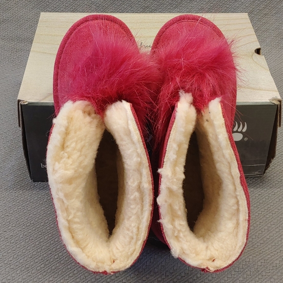 BEARPAW Suede Pom Pom Boot Cranberry Red - 8 - Picture 3 of 13